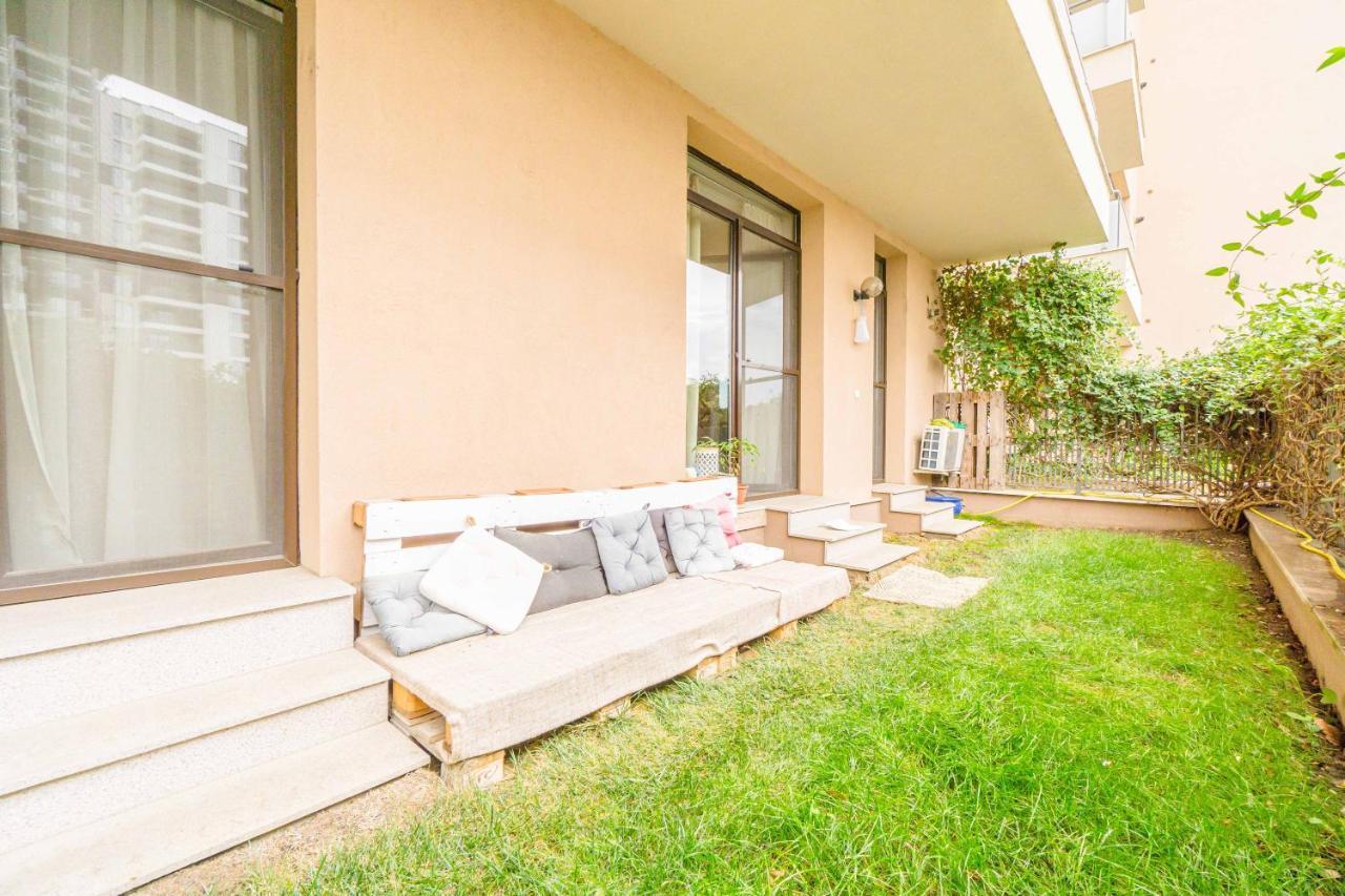 Amazing Luxury Aviatiei Apartment Bucharest Luaran gambar